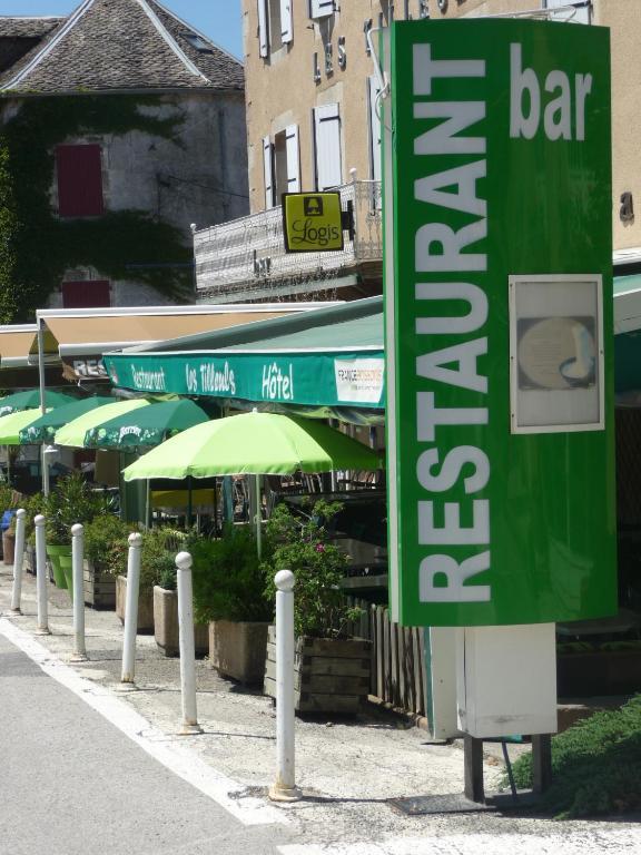 Hotel Les Tilleuls De Pareloup A Salles-Curan Bagian luar foto
